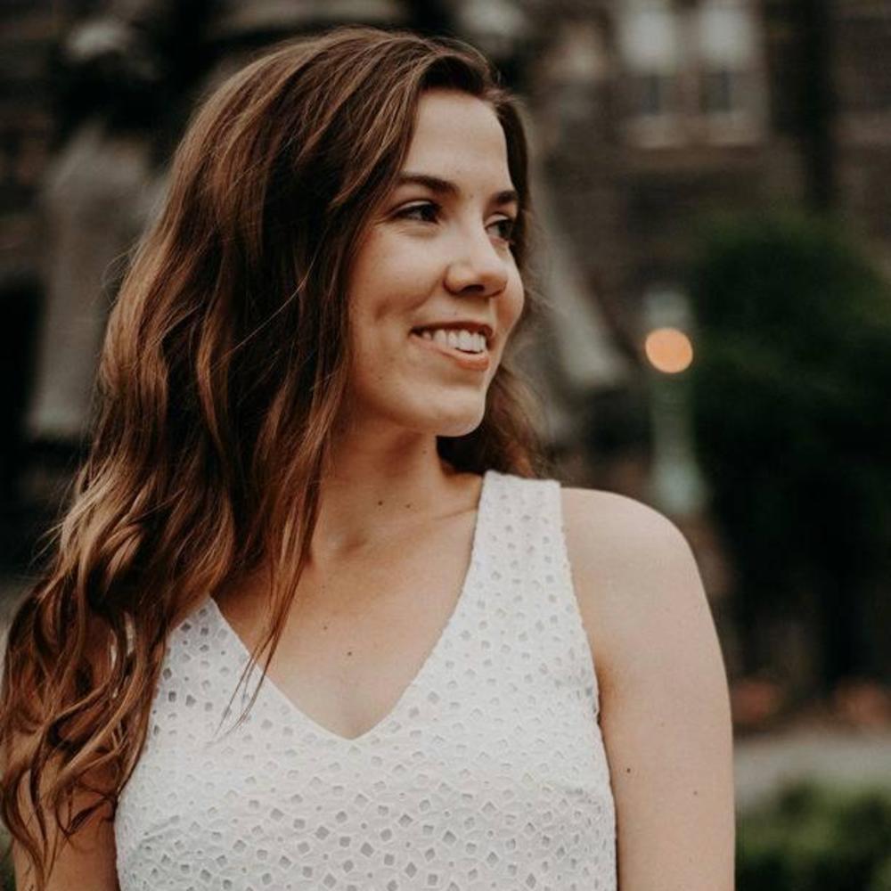 Meet your Posher, Amelia